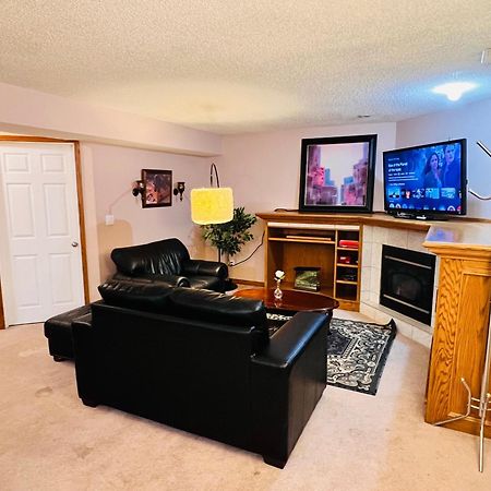 A Classic Homely Basement Suite! Chestermere Kültér fotó